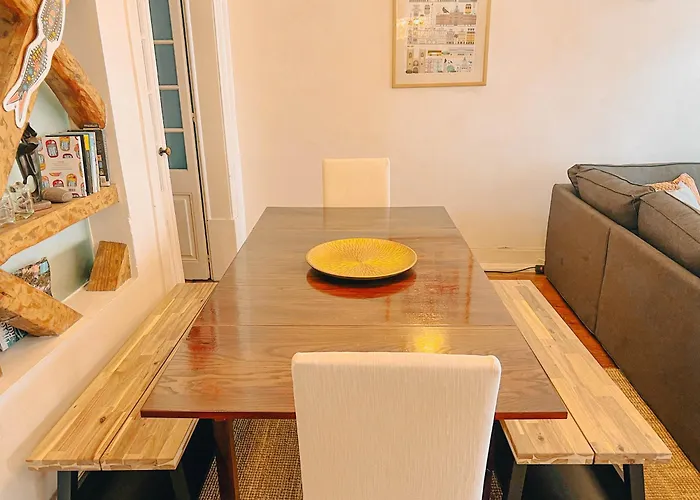 Santos Charming - In Tradional