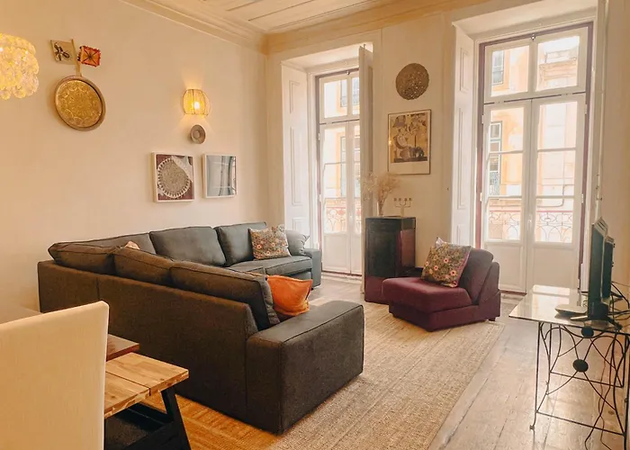 Santos Charming - In Tradional * Lisboa