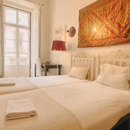 Santos Charming - In Tradional Appartamento Lisbona